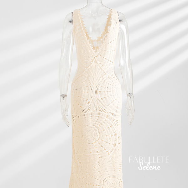 Vestido Longo de Crochêvestido longovestido de crochetvestidoroupa de mulherroupa de crochetModa modernaModa feminina eleganteModa feminina casualModa femininamoda crochêLongo de Crochê