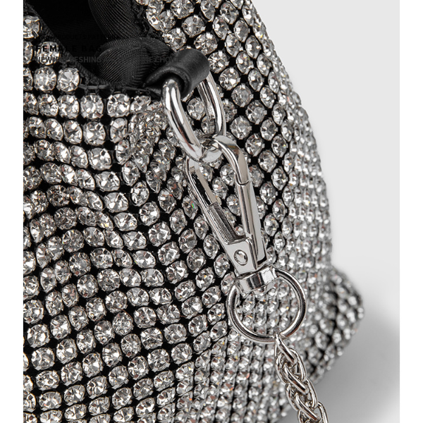 bolsa feminina brillybolsa femininabolsa brillyModa femininabolsabolsa da modabolsa de mulherbolsa elegantebolsa chiquebolsa compacta