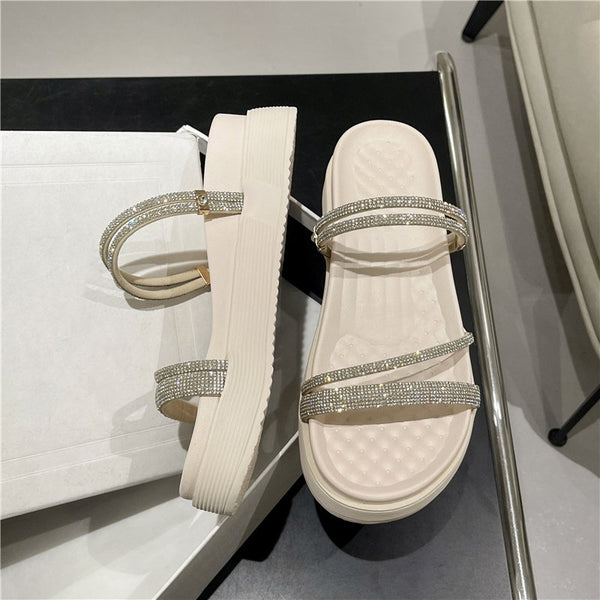 VersatilidadestrassSofisticaçãosandália plataforma strassSandália Feminina Plataforma com Strasssandália com strasssandália com brilhorasteira com strassrasteira com brilhoplataforma com strassplataforma com brilhoModaEstilo pessoalComplemento de roupa