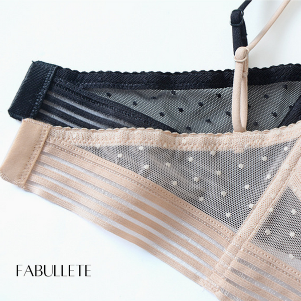 Moda femininamoda em lingerielingerie transparentelingerie sexylingerie sedutoralingerie eleganteConjunto sexyConjunto De Sutiã E Calcinhaconjunto de lingeriecalcinha e sutiãcalcinha confortávelMODA INTIMAModa íntima feminina