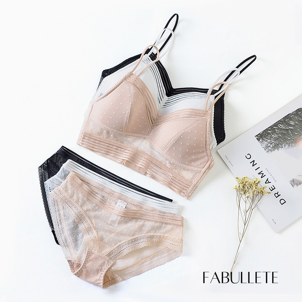 Moda femininamoda em lingerielingerie transparentelingerie sexylingerie sedutoralingerie eleganteConjunto sexyConjunto De Sutiã E Calcinhaconjunto de lingeriecalcinha e sutiãcalcinha confortávelMODA INTIMAModa íntima feminina