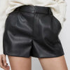 Short feminino couroModa versátilEstilo casual sofisticadoElegância em couroDurabilidade de couroConforto luxuosoModa femininaShort Couroshort em couroshort