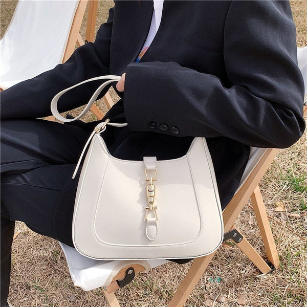bolsa práticabolsa melina em courobolsa melinabolsa feminina em couro melinabolsa em courobolsa dia a diabolsabolsa femininabolsa de courobolsa de mulherbolsa da modabolsa elegantebolsa chiquebolsa compacta