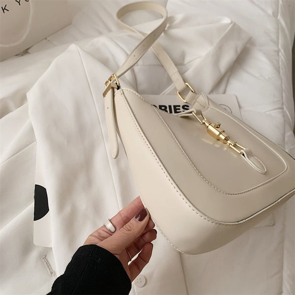 bolsa práticabolsa melina em courobolsa melinabolsa feminina em couro melinabolsa em courobolsa dia a diabolsabolsa femininabolsa de courobolsa de mulherbolsa da modabolsa elegantebolsa chiquebolsa compacta