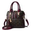 bolsa feminina em couro Fiorabolsa feminina em courobolsa femininabolsabolsa de courobolsa de mulherbolsa da modabolsa elegantebolsa em courobolsa chique