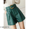 Shorte de couro com cintoshort de invernoShort De Couro Com Cinto E BolsosShort CouroSHORT COM BOLSOShort Cintura Altaroupa de couromoda em couromoda de invernocouro cintura alta