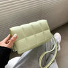 bolsa stellinabolsa pequenabolsa feminina stellinabolsa femininabolsa baladabolsabolsa da modabolsa de mulherbolsa elegantebolsa feminina em courobolsa de courobolsa em courobolsa chiquebolsa compacta