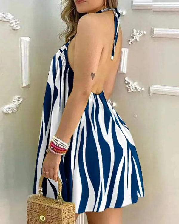vestido sensualVestido Leve de Alça Cruzadavestido levevestido frente únicavestido de verãovestido de alça cruzadavestido de alçavestido da modavestido curtovestidoTecido respirávelmoda praiaModa modernaLook versátilElegância casualConforto incomparávelalça cruzada