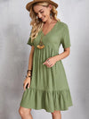 vestido gola VVestido em Crepe Gola Vvestido em crepevestido de crepevestido da modavestidomoda gola vmoda em crepevestido curtovestido leve e solto