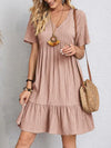 vestido gola VVestido em Crepe Gola Vvestido em crepevestido de crepevestido da modavestidomoda gola vmoda em crepevestido curtovestido leve e solto