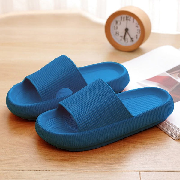 chinelo nuvem flip flopchinelo nuvemchinelo antiderrapantechinelochinelo flip flopModa femininacalçado da modaCalçado de Verãocalçado femininoEstilo e conforto em calçadosModelo de tema