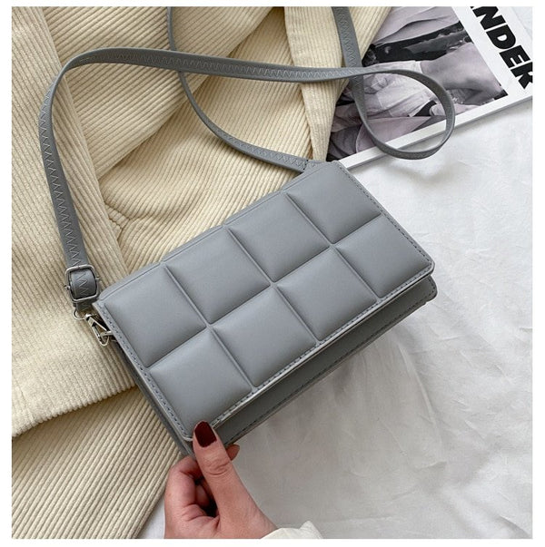 bolsa stellinabolsa pequenabolsa feminina stellinabolsa femininabolsa baladabolsabolsa da modabolsa de mulherbolsa elegantebolsa feminina em courobolsa de courobolsa em courobolsa chiquebolsa compacta