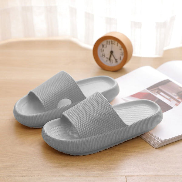chinelo nuvem flip flopchinelo nuvemchinelo antiderrapantechinelochinelo flip flopModa femininacalçado da modaCalçado de Verãocalçado femininoEstilo e conforto em calçadosModelo de tema
