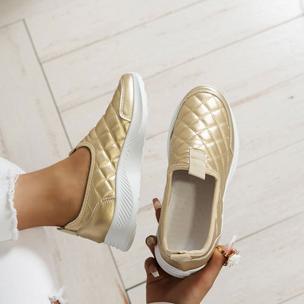 tênis femininoTênis ConfortávelTenis Slip On Casual Matelassê FemininoTenis Slip OnTenis Matelassê FemininoTenis MatelassêTenis CasualTenisSlip Oncalçado feminino