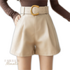 Shorte de couro com cintoshort de invernoShort De Couro Com Cinto E BolsosShort CouroSHORT COM BOLSOShort Cintura Altaroupa de couromoda em couromoda de invernocouro cintura alta